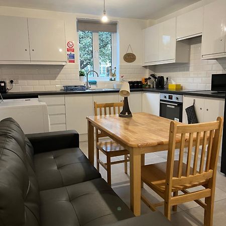 Lovely Double Rooms In Euston & Square Λονδίνο Εξωτερικό φωτογραφία