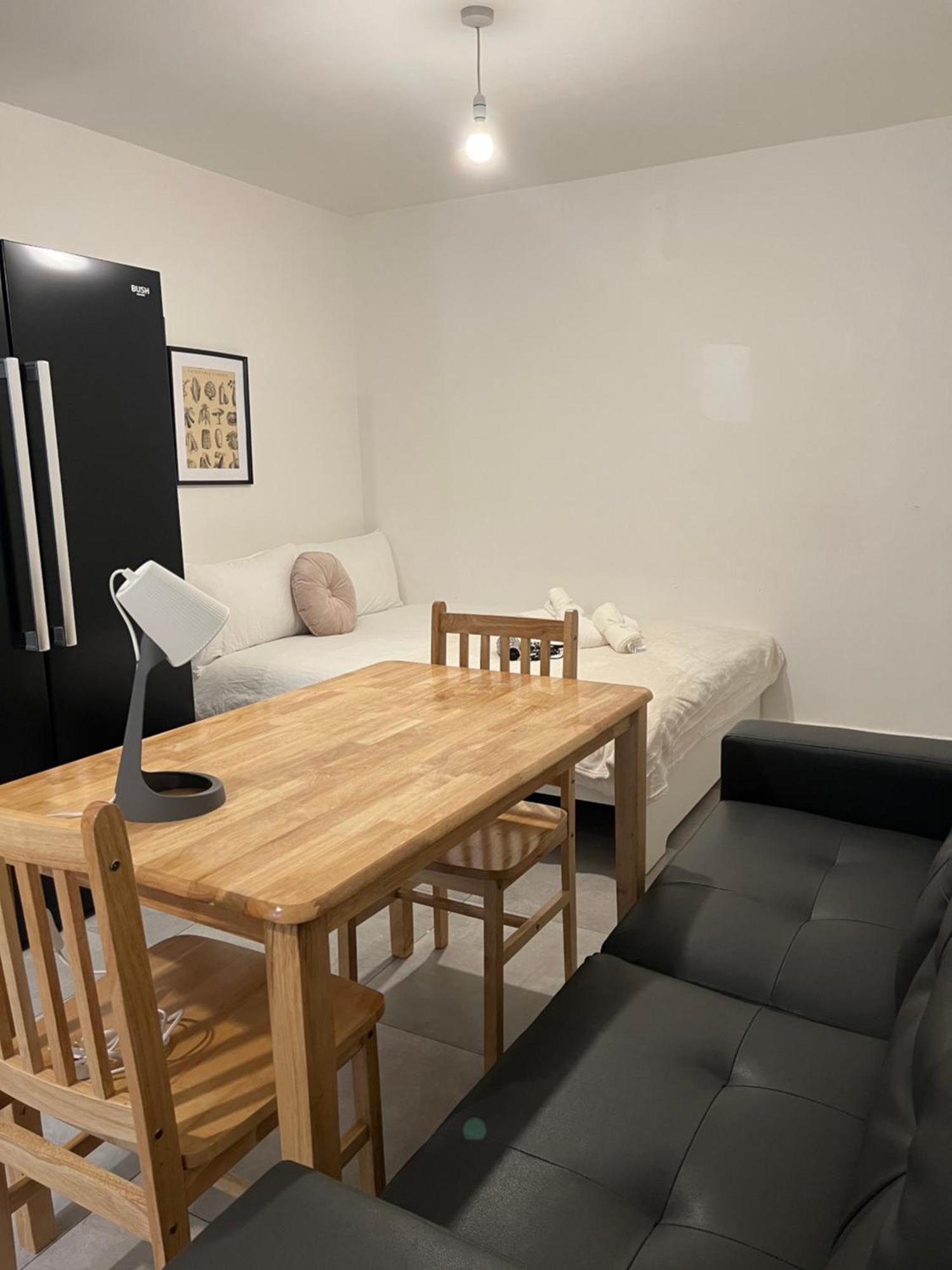 Lovely Double Rooms In Euston & Square Λονδίνο Εξωτερικό φωτογραφία