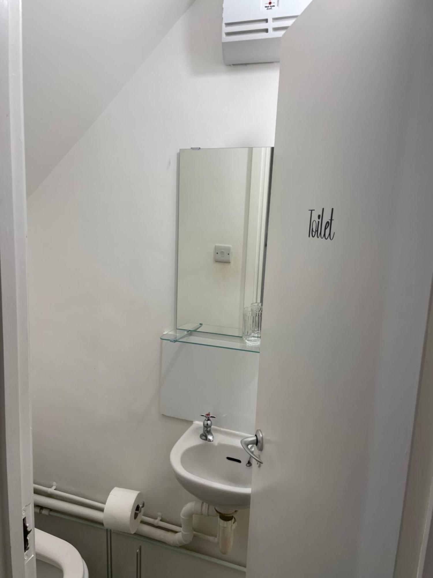 Lovely Double Rooms In Euston & Square Λονδίνο Εξωτερικό φωτογραφία