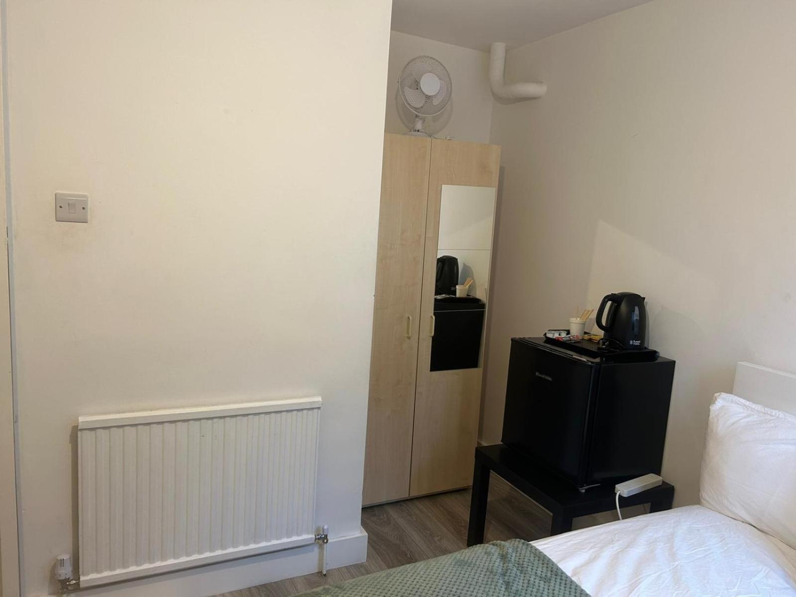 Lovely Double Rooms In Euston & Square Λονδίνο Εξωτερικό φωτογραφία