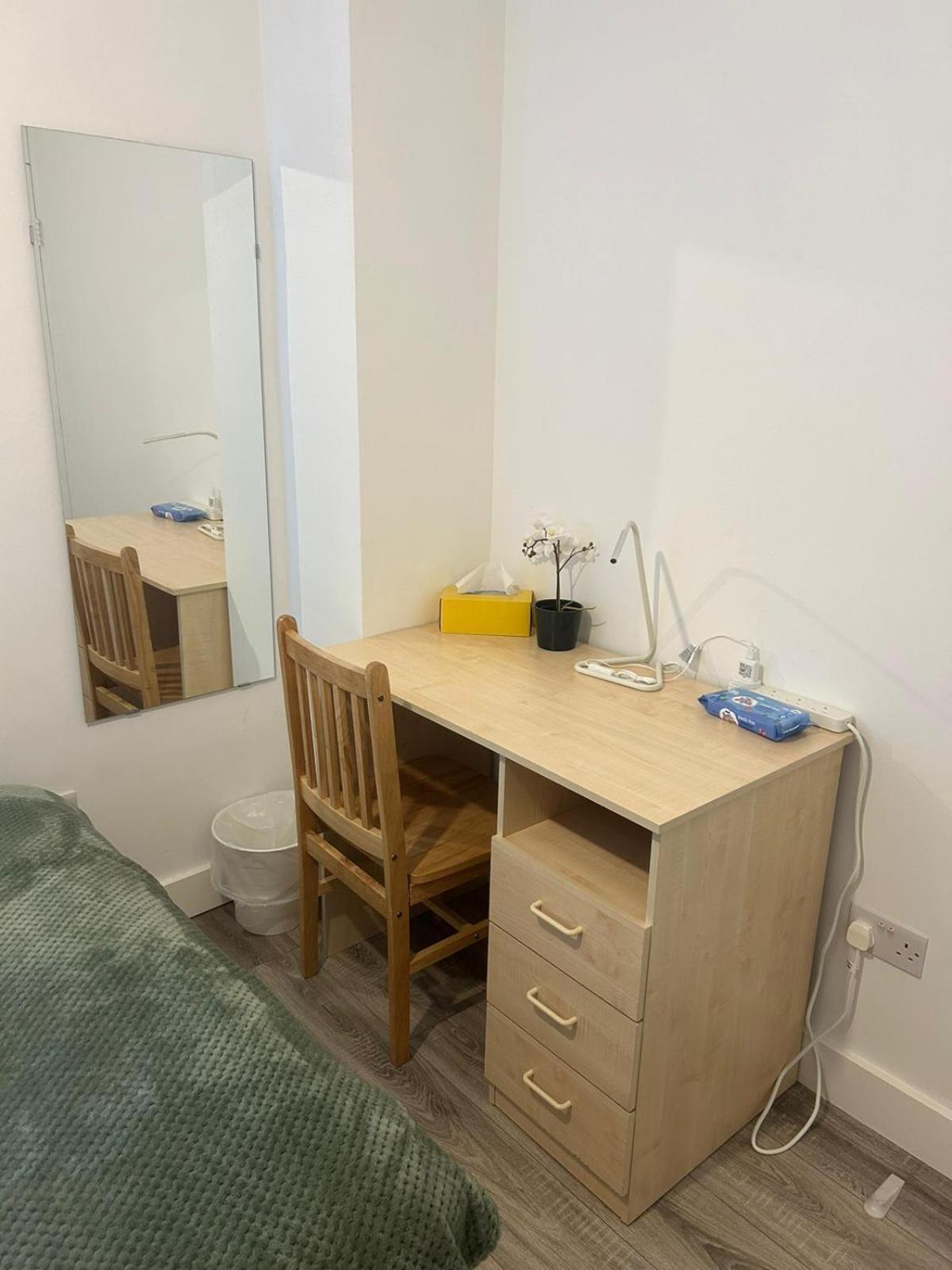 Lovely Double Rooms In Euston & Square Λονδίνο Εξωτερικό φωτογραφία