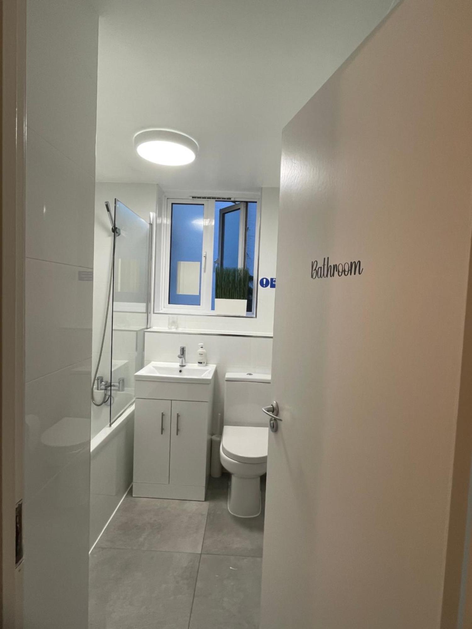 Lovely Double Rooms In Euston & Square Λονδίνο Εξωτερικό φωτογραφία